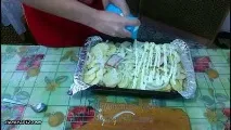 Картопля з копченим салом у духовці картопля