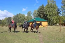 Кінно-туристична база «Нова Єльня», Верхові-кінні прогулянки кінно-туристична