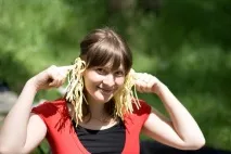 Зозуля хвалить півня або кому потрібна чесність хвалить