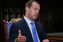 підписався