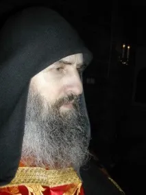Мир тобі, що самотньо йде Романа
