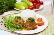 М’ясні кульки в томатному соусі, рецепт з покроковими фото. ясні