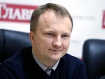 його