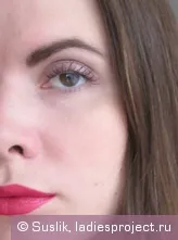 Make-up з ягідними відтінками помади відтінками