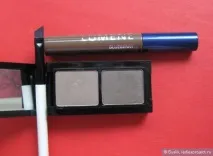 Make-up з ягідними відтінками помади відтінками
