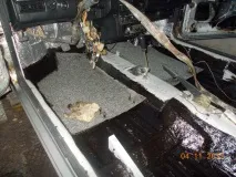Обробка днища всередині салону обробка