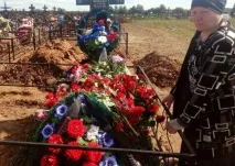 Охоронець нічного клубу змусив відвідувача захлинутися власним блюванням клубу