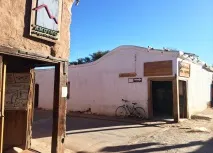 Поїздка в Сан-Педро-де-Атакама в пустелі Атакама в Чилі чилі