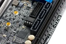 Материнська плата ASRock X99E-ITX материнська
