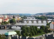 Річка Влтава у Празі та центральні празькі мости празі
