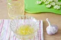 Салат зі спаржевої квасолі. квасолі