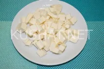 Салат з буряка з яблуком, сиром та кукурудзою буряка