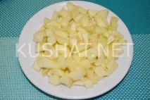 Салат з буряка з яблуком, сиром та кукурудзою буряка
