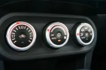 Mitsubishi Lancer "Ж" проти "М" Lancer