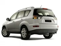 Міцубісі Аутлендер огляд (Mitsubishi Outlander) аутлендер
