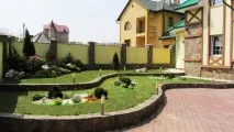 Сучасний двір приватного будинку - 100 фото ідей оформлення сучасний