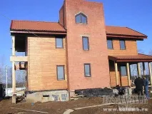 Будівництво заміських будинків із бруса, від фундаменту до даху. будинків