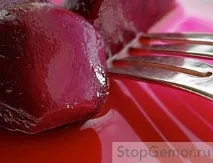Буряк при геморої лікування свічками, соком соком