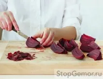 Буряк при геморої лікування свічками, соком буряк