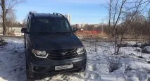 навчився