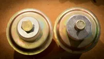 Установка подушок для двигуна з поліуретану установка