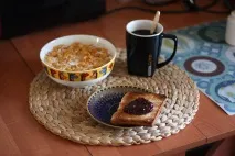 Хрумкі тости, смачний та корисний сніданок смачний