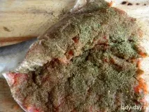 Запечена горбуша в хлібних крихтах. хлібних