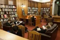 Знайомтесь Ітон Ітоні