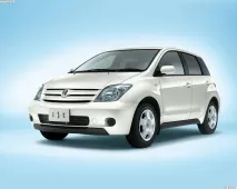 Огляд моделі Toyota ist Toyota