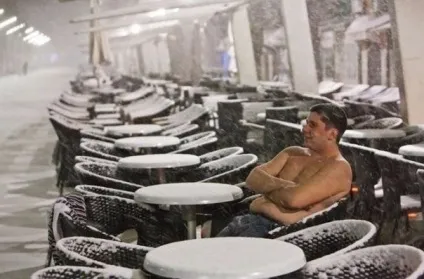18 Прикладів коли людям абсолютно все одно на все що відбувається навколо них! (Людям) 18 Прикладів коли людям абсолютно все одно на все що відбувається навколо них!