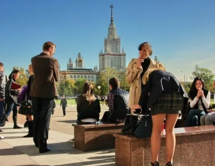 7 Речей, про які не варто турбуватися, якщо ви вступили до університету (стоїть) 7 Речей, про які не варто турбуватися, якщо ви вступили до університету