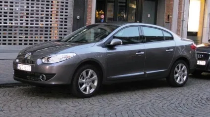Автомобілі renault, яка модель краще