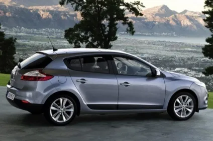 Автомобілі renault, яка модель краще