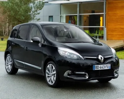 Автомобілі renault, яка модель краще