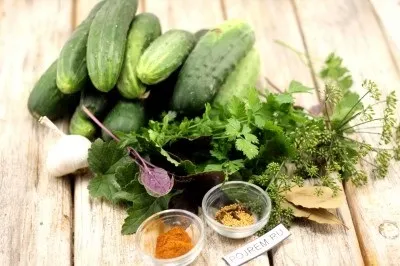 Швидкі мариновані огірки - покроковий рецепт з фото як приготувати (покроковий) Швидкі мариновані огірки - покроковий рецепт з фото як приготувати