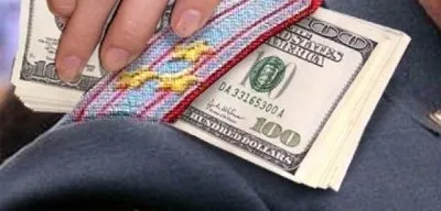 Чим загрожує отримання хабара і які варіанти відповідальності передбачені (одержання хабара стаття) Чим загрожує отримання хабара і які варіанти відповідальності передбачені