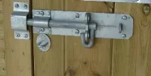 шпингалету