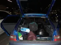 впхнути