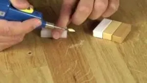 Чим прибрати подряпини на меблях (відео) (меблів) Чим прибрати подряпини на меблях (відео)