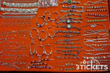 Що можна купити в індії (на гоа) кращі товари та сувеніри (можна буде носити) Що можна купити в індії (на гоа) кращі товари та сувеніри