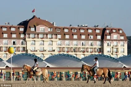 Deauville (Довіль), нормандія, франція - як дістатися, що подивитися (франція) Deauville (Довіль), нормандія, франція - як дістатися, що подивитися