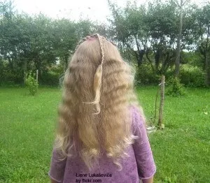 Дитячі зачіски на весілля, фото для дівчаток (весілля) Дитячі зачіски на весілля, фото для дівчаток