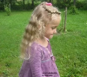 Дитячі зачіски на весілля, фото для дівчаток (дівчат) Дитячі зачіски на весілля, фото для дівчаток