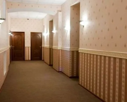 Дизайн комбінованих шпалер для коридору фото, особливості та способи комбінування