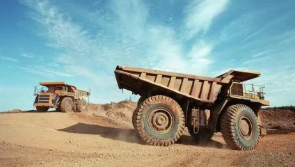 Видобуток срібла в світі як і в ккіх обсягах видобувають метал (добувають) Видобуток срібла в світі як і в ккіх обсягах видобувають метал