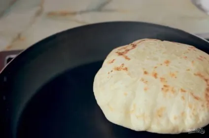 Домашня пита з куркою - покроковий рецепт з фото на (домашня) Домашня пита з куркою - покроковий рецепт з фото на