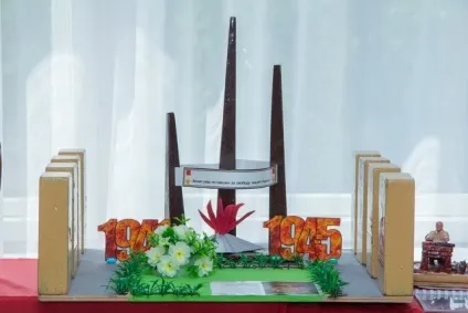 Для тих, хто не був на виставці