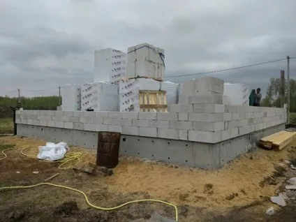 Будинок з газобетону, звіт про сімейний капбудівництві, сибірське домоволодіння (було прийнято рішення) Будинок з газобетону, звіт про сімейний капбудівництві, сибірське домоволодіння