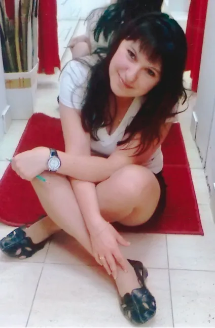 Доньку я поховала у весільній сукні »(мать_погібшей) Доньку я поховала у весільній сукні »