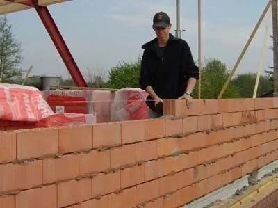 Подвійна цегла розміри, відео-інструкція по монтажу своїми руками, фото і ціна (своїми) Подвійна цегла розміри, відео-інструкція по монтажу своїми руками, фото і ціна